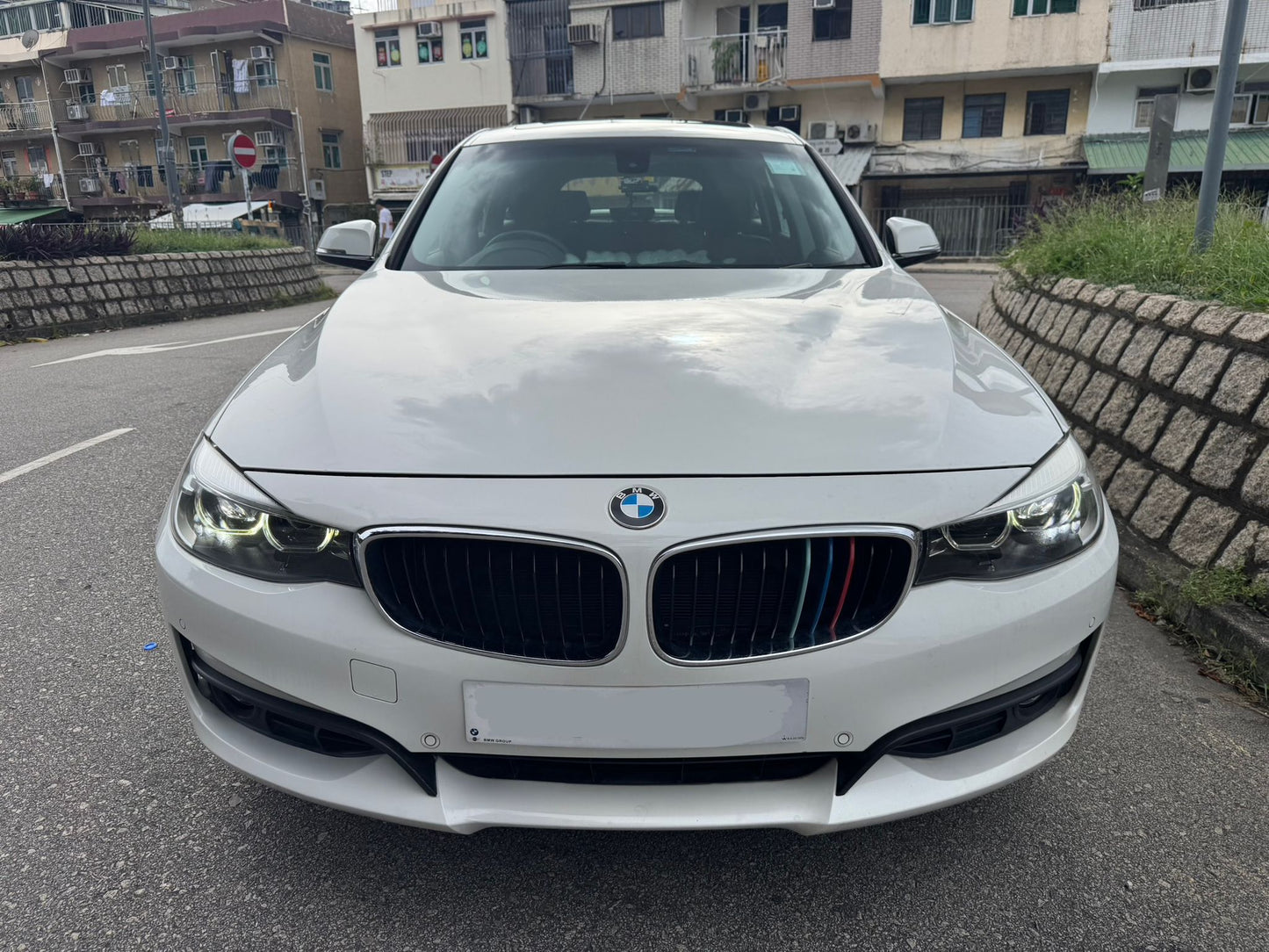 320 GT (Y'2018 O'1 WHITE AT)
