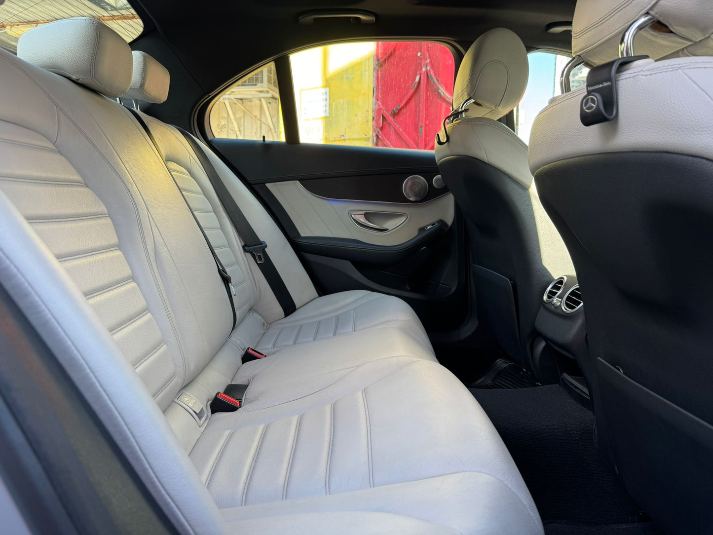 C250 AMG W205 (Y'2014 O'3 KM'94,900 SILVER AT)