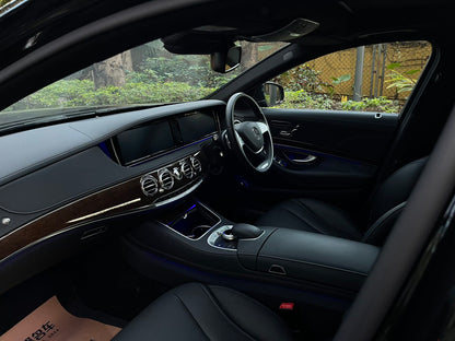 S320 (Y'2016 O'1 KM'30,000 BLACK AT)