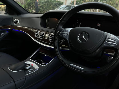 S320 (Y'2016 O'1 KM'30,000 BLACK AT)