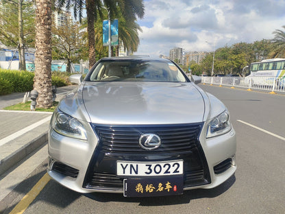 LS460 (Y'2014 O'1 KM'100,000 SILVER AT)