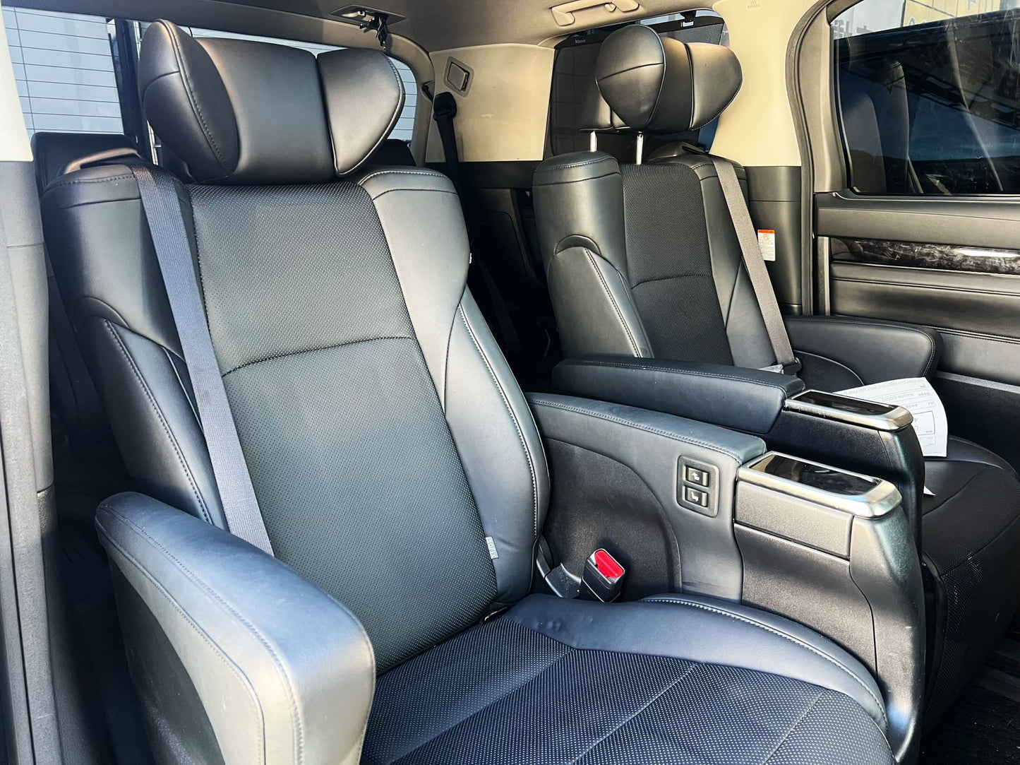 ALPHARD (Y'2018 O'0 KM'74,053 BLACK AT)