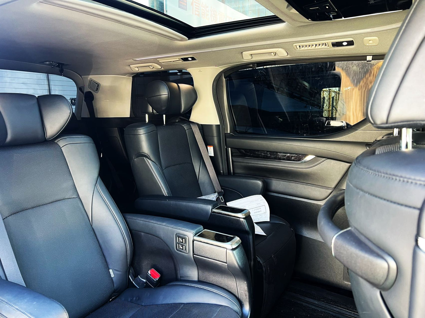 ALPHARD (Y'2018 O'0 KM'74,053 BLACK AT)