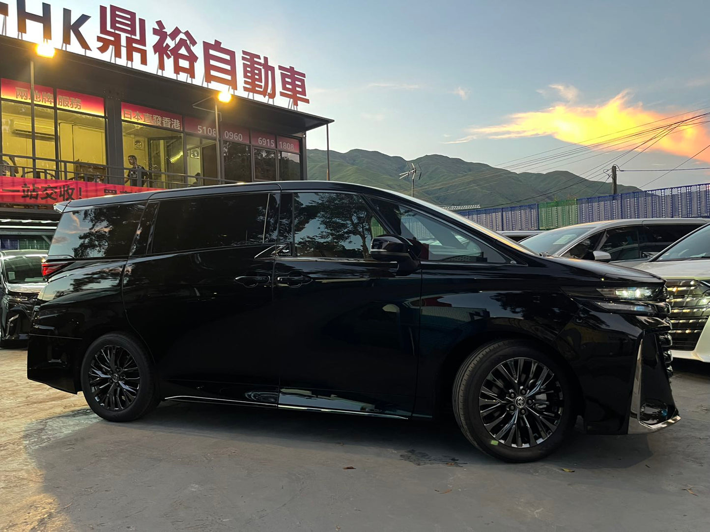 VELLFIRE (Y'2025 O'0 KM'976 BLACK AT)