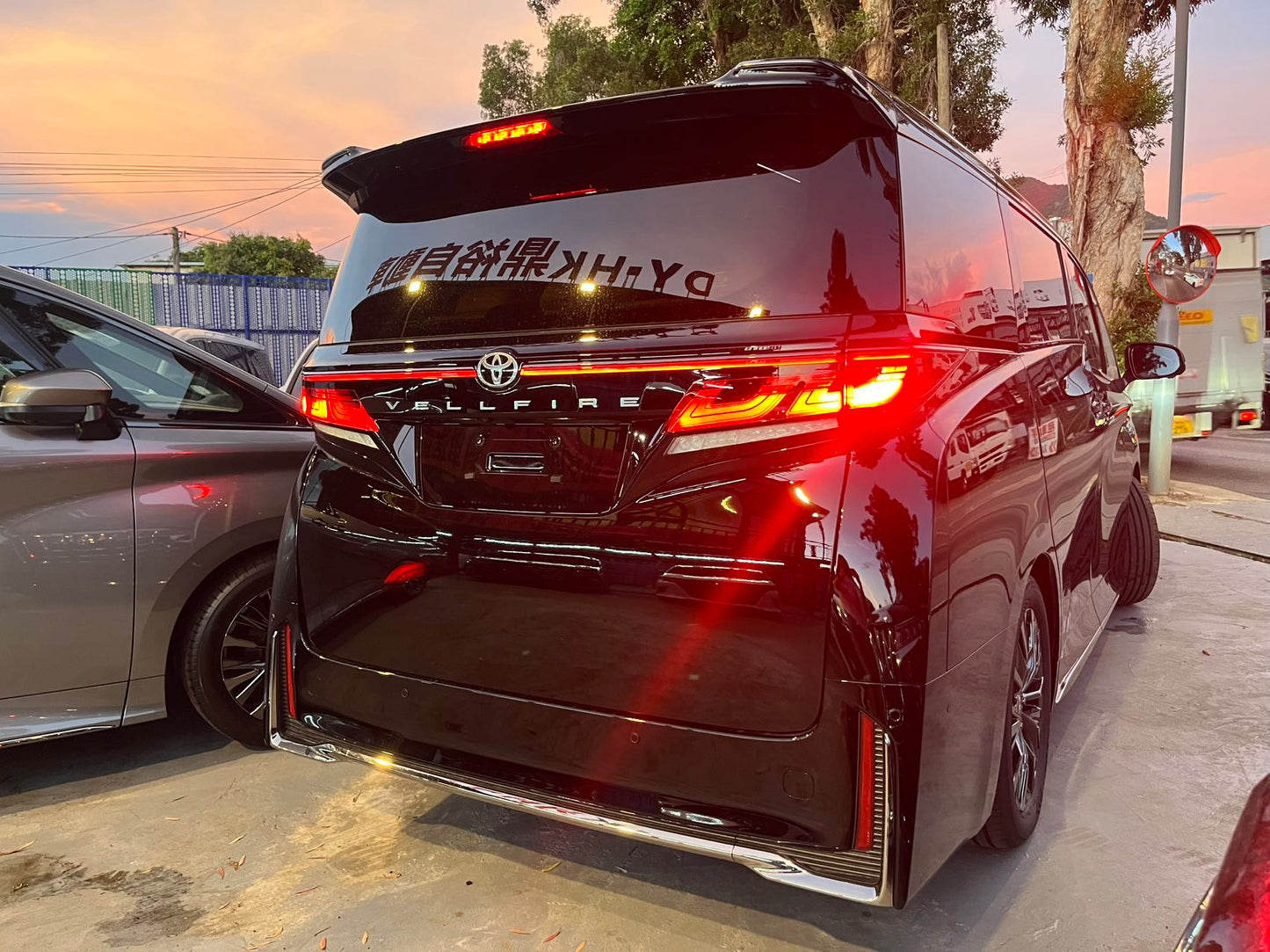 VELLFIRE (Y'2025 O'0 KM'976 BLACK AT)
