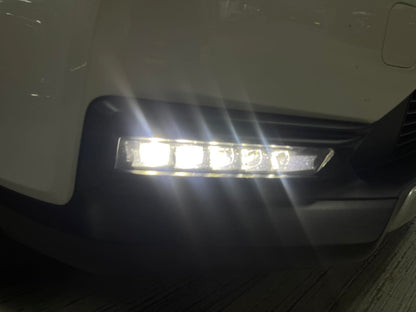 FREED HYBRID CROSSTAR (Y'2020 WHITE AT)