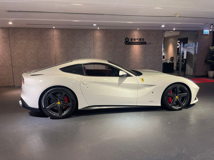 F12 BERLINETTA (Y'2015 O'1 KM'38,000 WHITE AT)