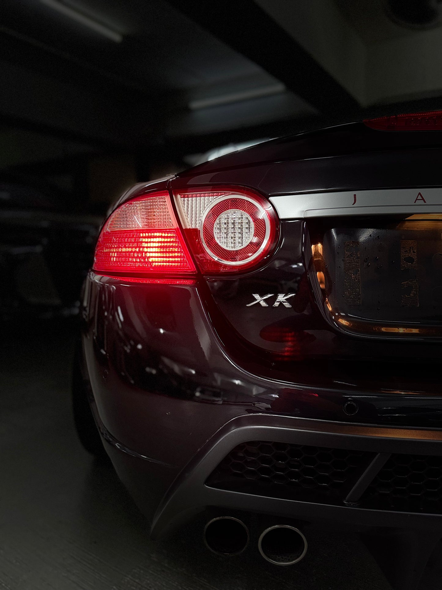 XKR (Y'2007 O'3 KM'40,000 BLACK AT)