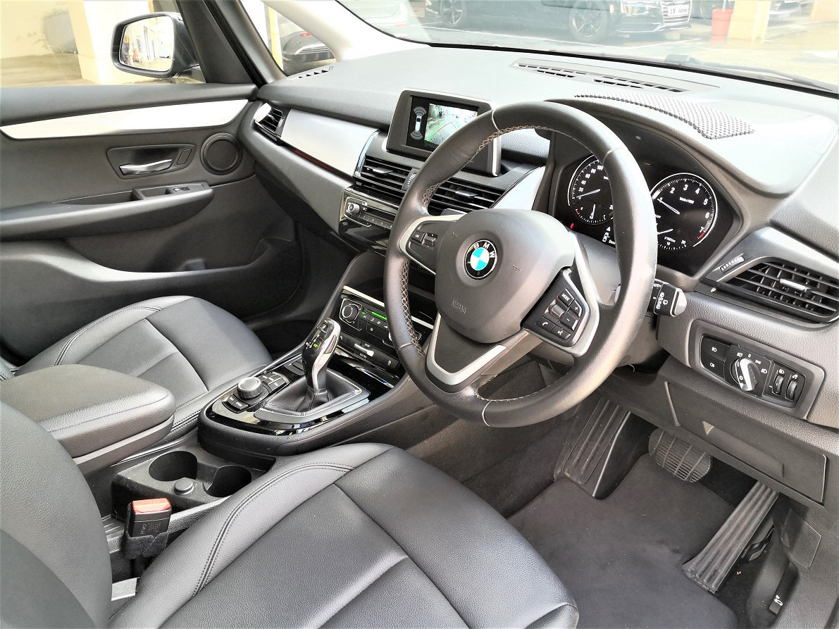 218i ACTIVE TOURER (Y'2018 O'2 KM'71,000 C'Black AT) #3824 DEALER
