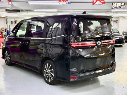 VOXY HYBRID SZ (Y'2022 BLACK AT)