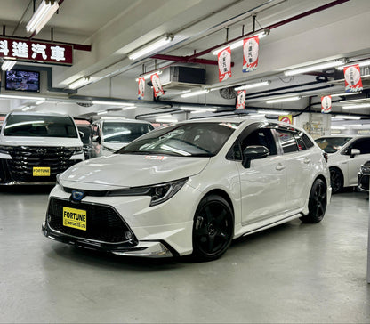 COROLLA TOURING HYBRID WXB (Y'2021 WHITE AT)