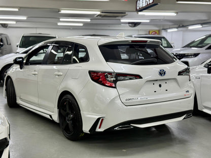 COROLLA TOURING HYBRID WXB (Y'2021 WHITE AT)