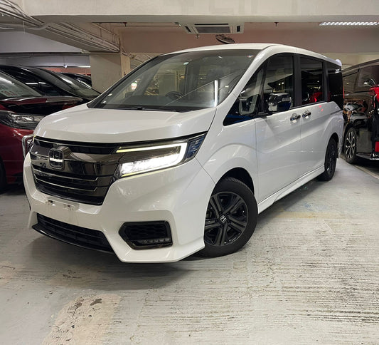 STEPWGN HYBRID RP5 BLACK STYLE (Y'2021 WHITE AT)