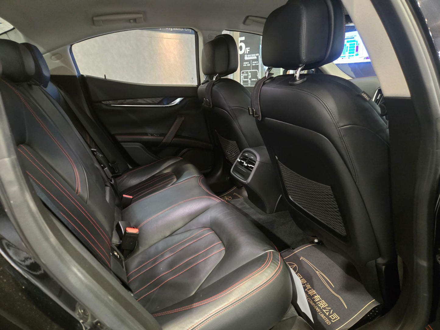 GHIBLI FACELIFT (Y'2017 O'0 KM'30,000 BLACK AT)